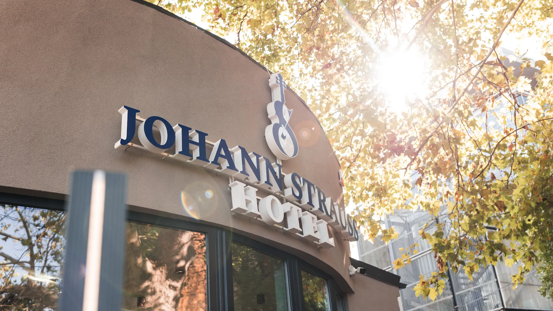 Johann Strauss Hotel Bucharest 3*,  Romania